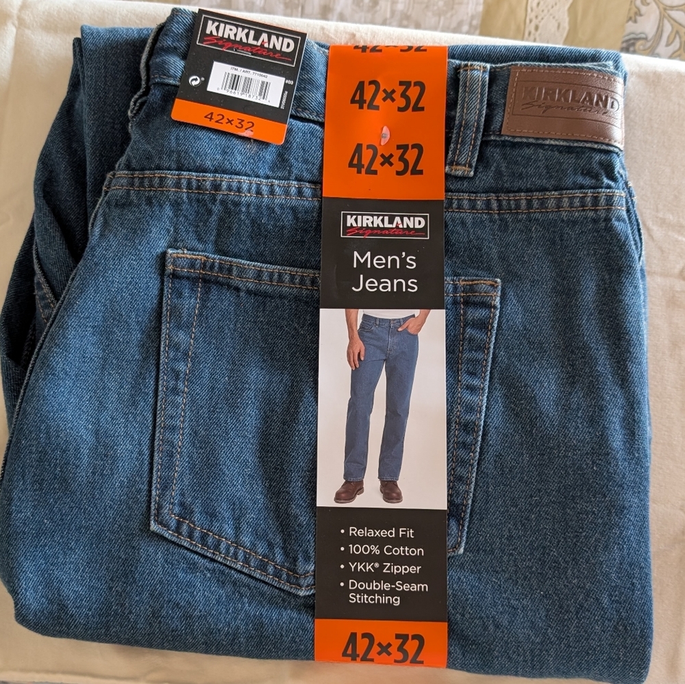 Kirkland Signature Relaxed Fit Men's Denim Jeans